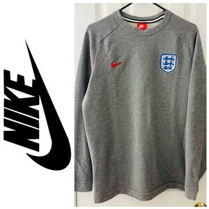 Nike sz L pullover long-sleeve sweatshirt, back pocket, England crest patch EUC